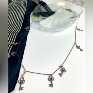 Vintage Key pearl charm necklace